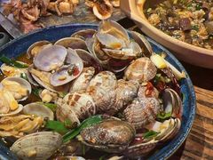 -蚝堡海鲜·威海菜·海肠捞饭·烧烤·亚洲吃蚝公司(幸福门店)