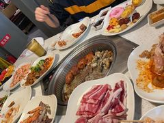 -佰烧海鲜烤肉火锅自助(世茂国际广场店)