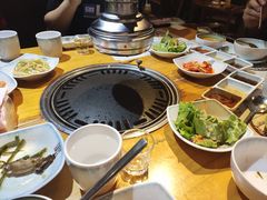 -唯成•韩国炭火烤肉 유성고기