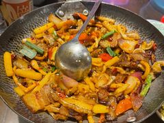 -富正毅三下锅·湘西韵味(天门山索道店)
