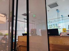 -绿茶餐厅(滨海万达广场店)