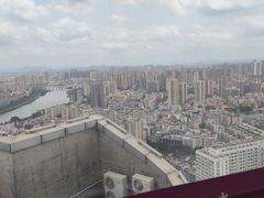 -世贸旋转自助餐厅(360°高空观景店)