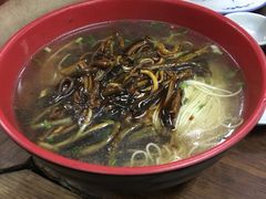 响油鳝丝-吾介小籠館