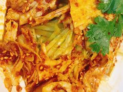 香辣牛板筋-老佛爷铜炉蛙锅(海岸城店)
