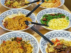 -李与白包子铺(桐梓林店)