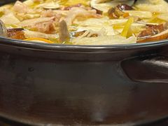 -菌之家·专业纯野生菌火锅·特色炒菌