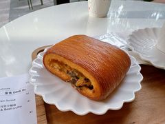 -VERIE BAKEHOUSE