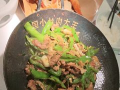 -费大厨辣椒炒肉(高铁吾悦广场店)
