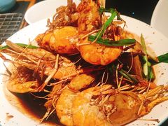 老头儿油爆河虾-老头儿油爆虾·知味杭州(爱琴海购物中心)