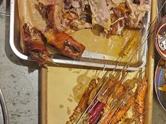 -破瓦寒窑·地摊烤羊排