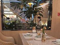 -荷花亭·湖北融合菜(中商广场店)