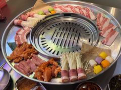 -哈哈碳都·牛肋条无限自助烤肉(宝龙店)