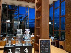 -逸廊大堂吧-千岛湖自由洲际殿