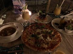 -Hai Bar And Grill