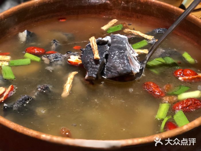 养心殿台式养生锅(铜锣湾店)美人养生汤底图片