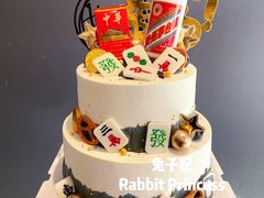 双层蛋糕-兔子妃私人定制蛋糕(城南花苑南区店)