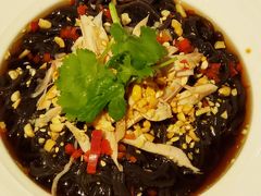 花生鸡丝蕨根粉-港丽餐厅(高德置地店)