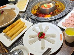 -晓宇重庆火锅(大唐不夜城店)