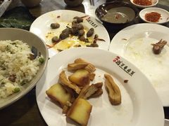 -老鼎万春卤菜(鹭湖宫8区店)