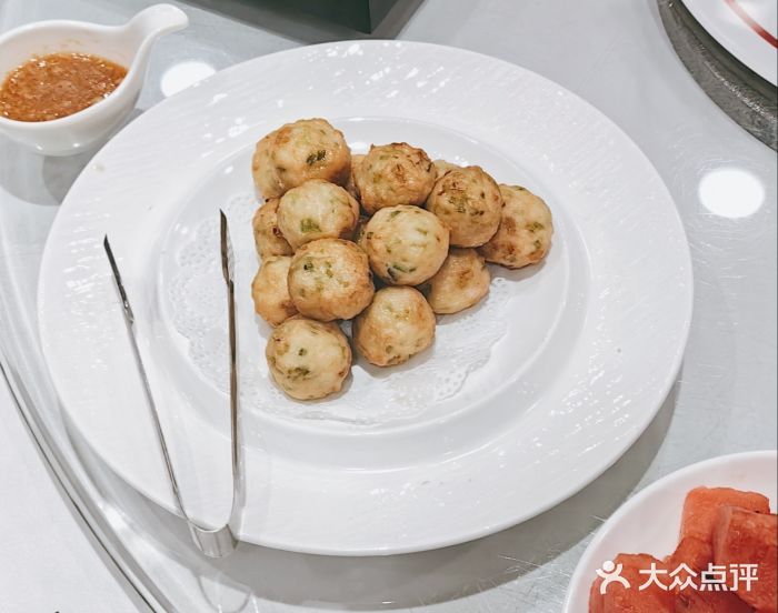 良友·青岛菜(五四广场店)鲜虾山芹丸图片