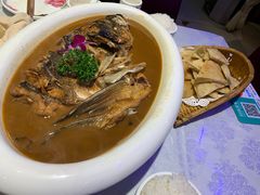 -阿三鱼头泡饼·家常菜