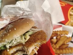 -麦当劳(展览路店)