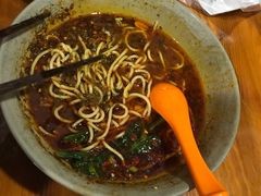 -憨胖妈重庆小面(九原店)