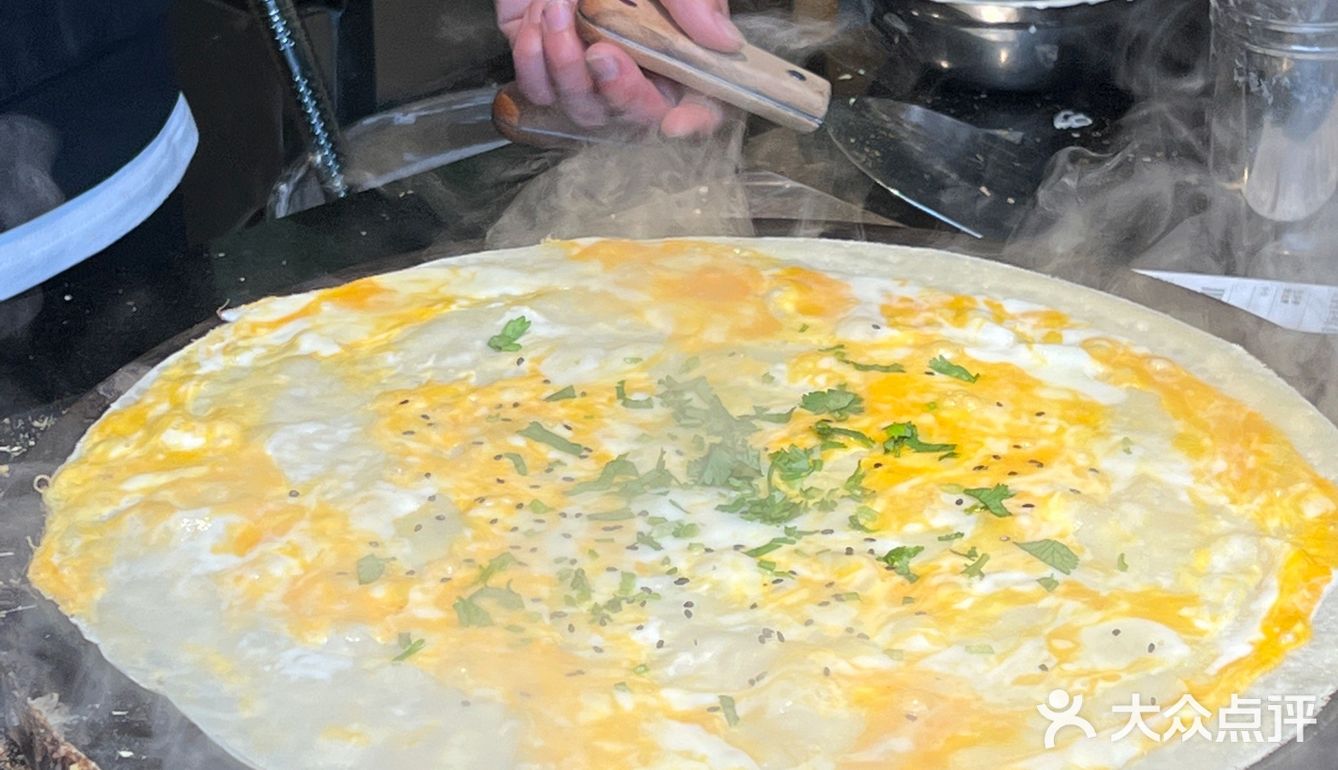 藏在茂名路上的网红蛋饼店