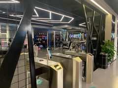 -懒人Club健身(卓越时代广场店)