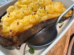 -蜜桃餐厅·伴山(湖滨商业街店)