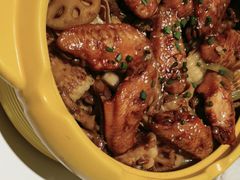 -多嘴肉蟹煲(万达店)