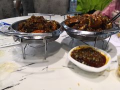 -凤凰路何眼镜香辣蟹(花果园店)