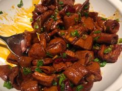马仕金牌肥肠煲-马仕玖煲·融合菜·酥不腻烤鸭(人大店)