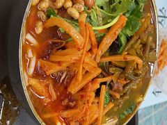-红鼻子桂林米粉(金唐新光界店)