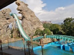 -七彩云南欢乐世界