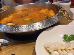 -左庭右院鲜牛肉火锅(金山万达店)