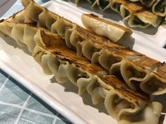 虾仁锅贴-众口斋锅贴(银泰城店)