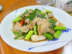 -芦茨金富饭庄·25年老字号·专做稻草鸡