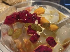 -龙巢盱眙龙虾·牛蛙·烧烤宵夜(八卦岭店)
