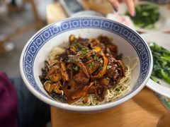 -沪西老弄堂面馆(定西路店)