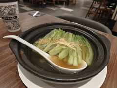 -港丽餐厅(正大店)