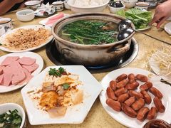 -东巴谷野生菌火锅餐厅