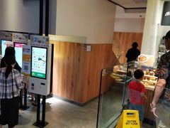 -麦当劳(浦江镇绿地乐和城店)