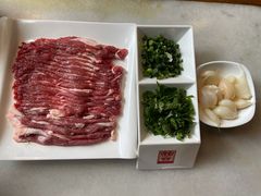 水爆手切精选羊腿肉-京门老爆三·铜锅涮肉 爆肚(望京店)