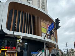 -Zsmart智尚酒店(上海北外滩四川北路东宝兴路地铁站店)