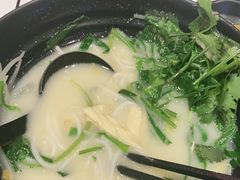 -肥汁米蘭香港米线(长宁来福士店)