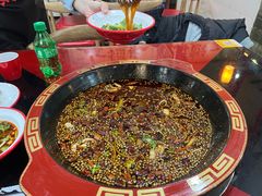 -烧哥美蛙肥肠鱼火锅·十五年社区店
