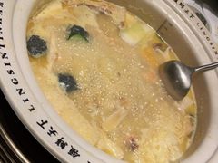 -领鲜天下·焗海鲜·花胶鸡(天目里店)