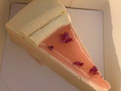 -Fridi Patisserie Cafe