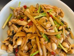 老友炒圣子螺-蚝美人·生蚝海鲜烧烤(茶花园店)